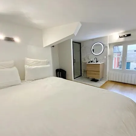 Goodguest-cosy Duplex Gare D'asnieres Apartment *