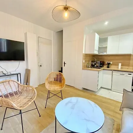 Goodguest-cosy Duplex Gare D'asnieres Apartment *